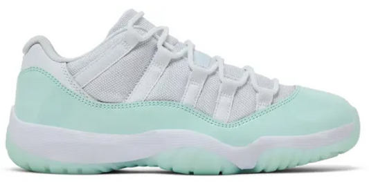 Air Jordan 11 Retro Low 'Igloo' (Women')
